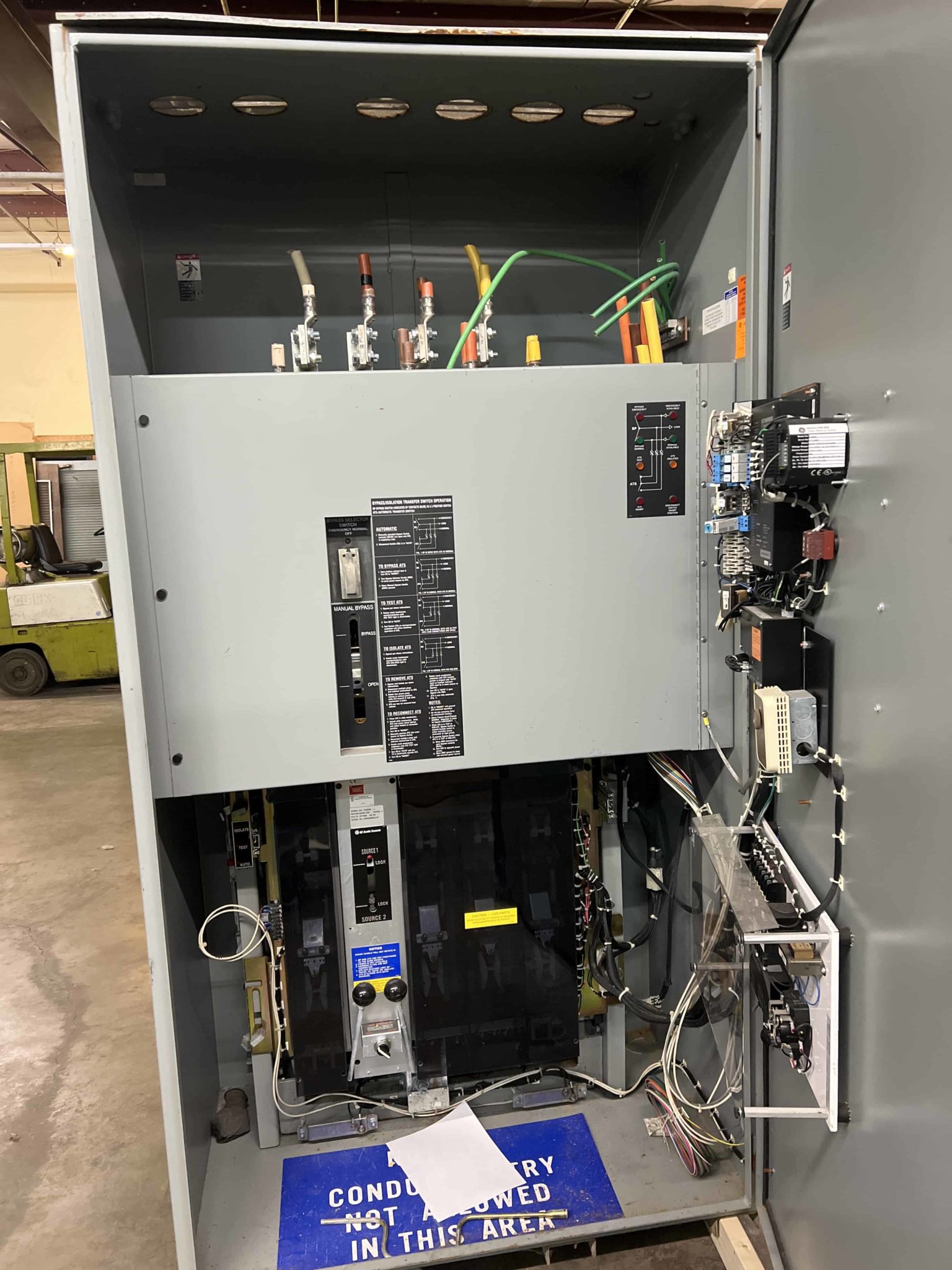 GE Zenith 800A 277/480V Nema3R Automatic Transfer Switch