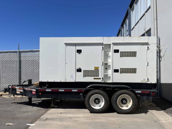 MQ DCA300 264kW Mobile Generator 1 scaled