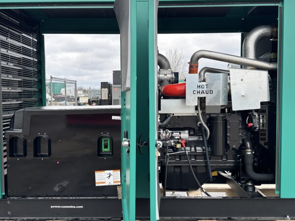 New 2025 Cummins C150N6 150kW 120/208V Natural Gas Generator - Image 4