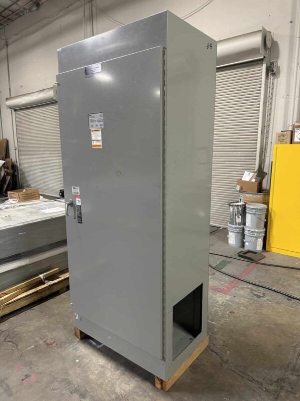 ASCO 300 Series 1600A 208V Automatic Transfer Switch - Image 3