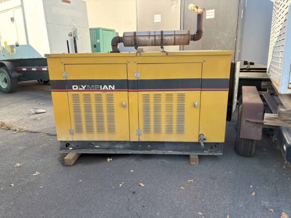 Olympian 15kW 120/208V Natural Gas Generator Set