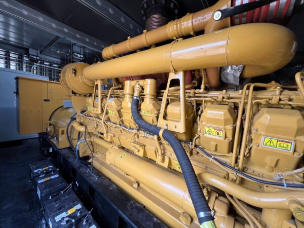 2016 Cat 3516C 2500 kW Sound Attenuated Diesel Generator Set - Image 12