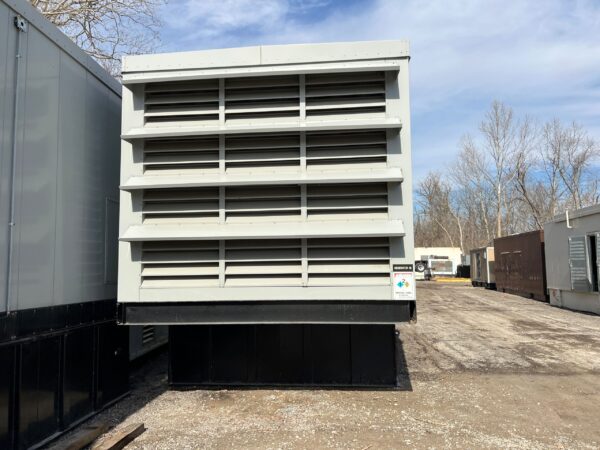 2016 Cat 3516C 2500 kW Sound Attenuated Diesel Generator Set - Image 5