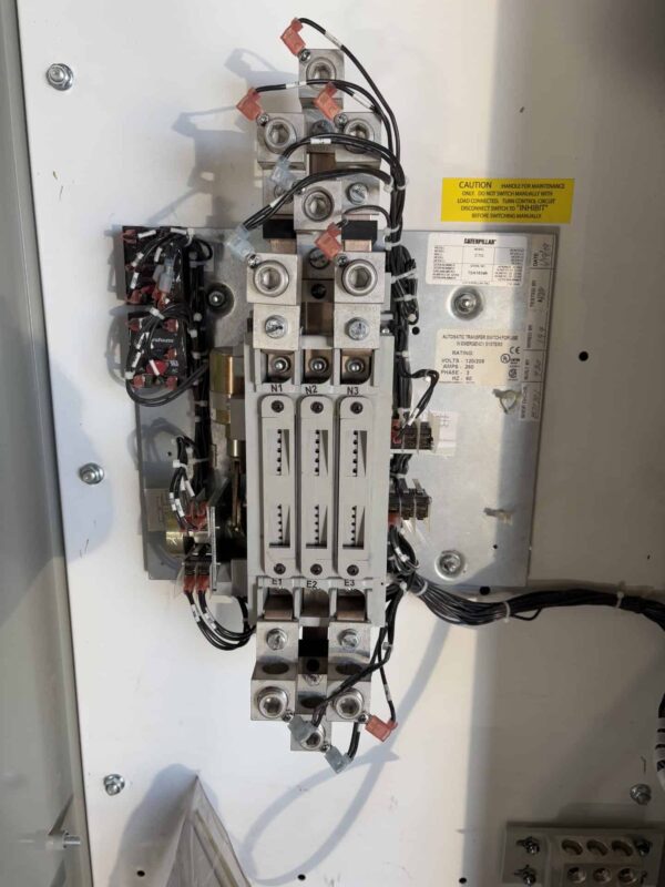 CAT CTG 260A 120/208V Automatic Transfer Switch - Image 3