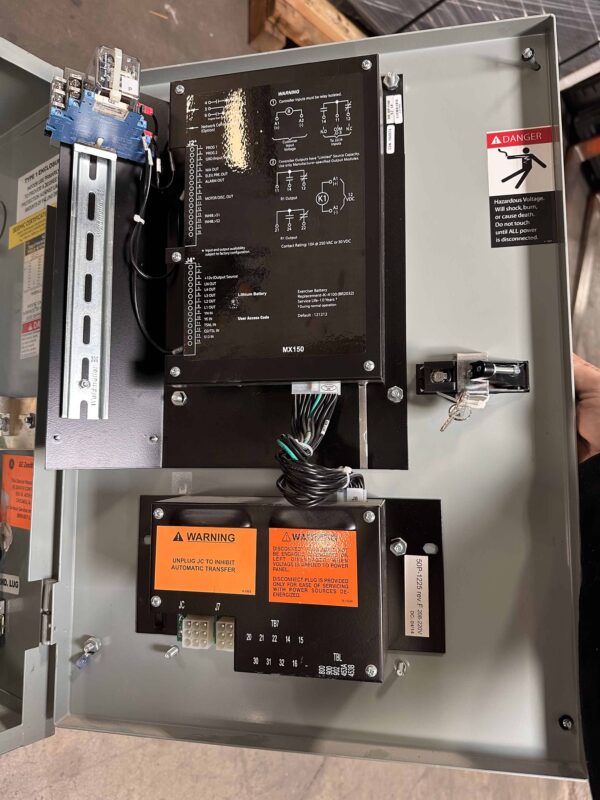 GE Zenith 200A 120/208V Automatic Transfer Switch - Image 3