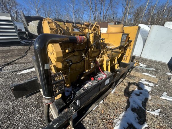 CAT C18 600 kW 480V Diesel Generator Set - Image 3