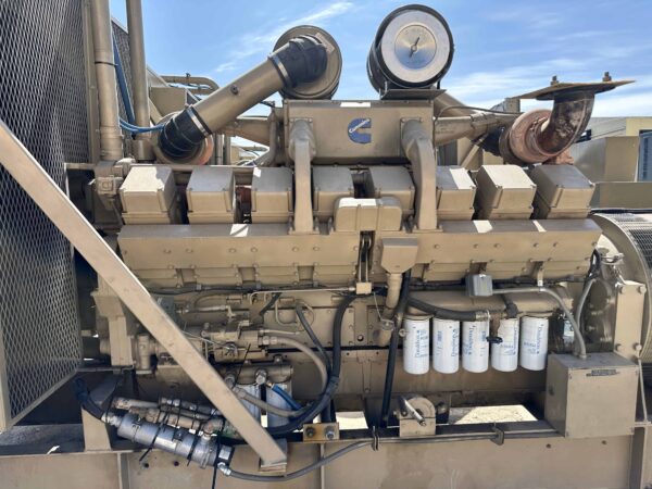 Cummins KTA50G 1000 kW 2400/4160V Diesel Generator Set - Image 2