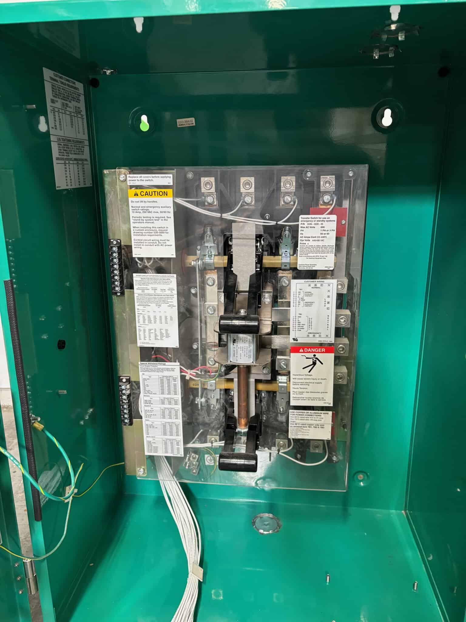 Cummins OTPCB 225A 480V ATS 2 Cummins OTPCB 225A 480V Automatic Transfer Switch - Image 2