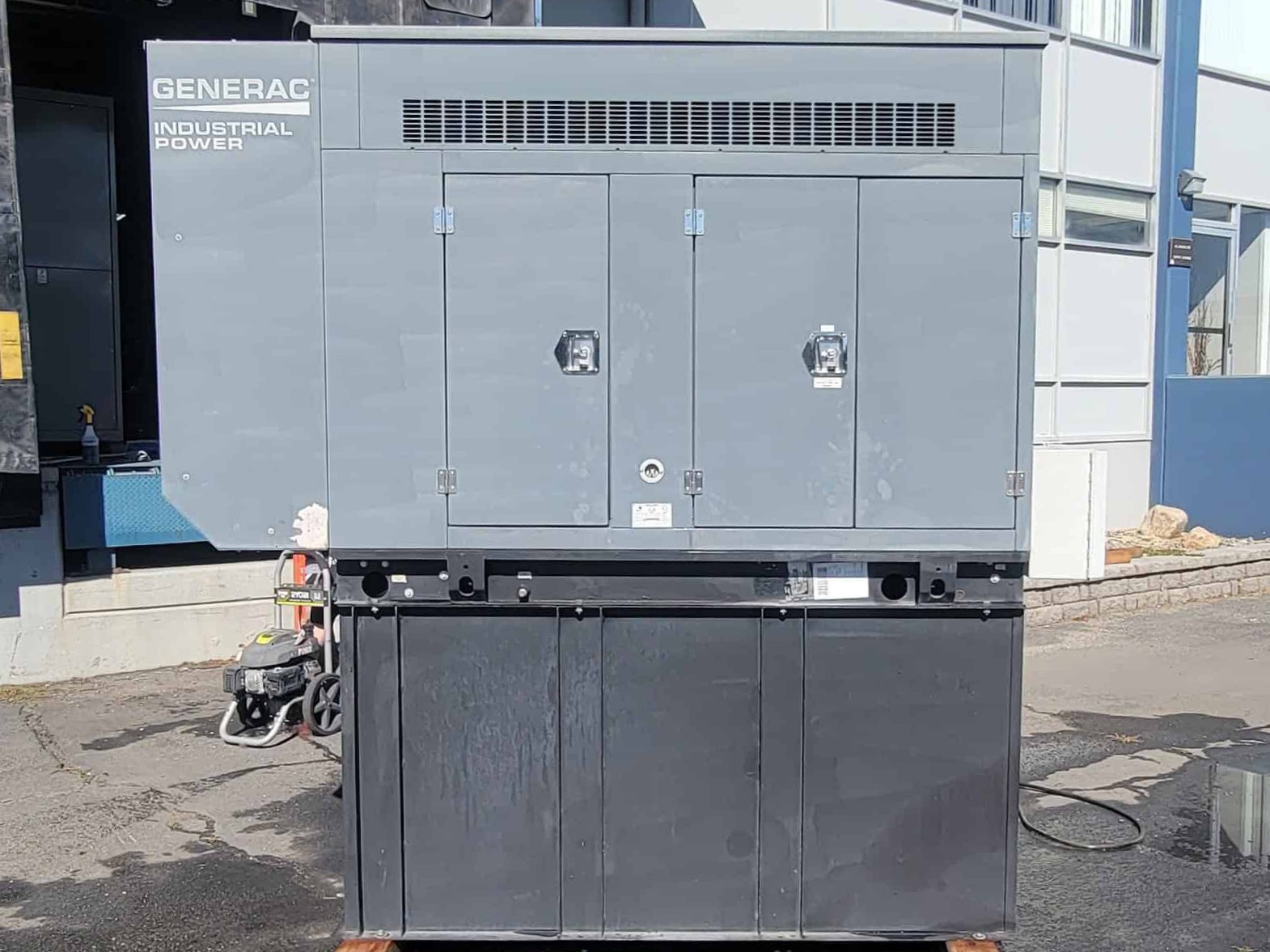 Generac 50kW Diesel Generator Set 3 Generac 50kW 120/240V Diesel Generator Set