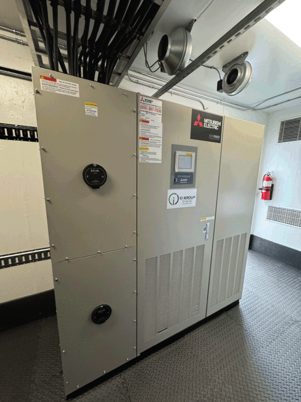 500 kVA 480V Self Contained Outdoor UPS System Rental - Image 3