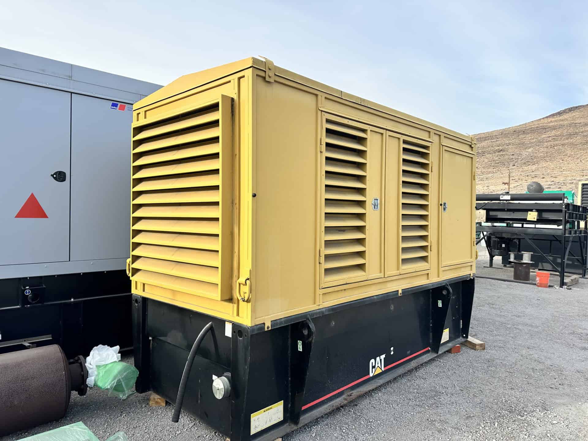 CAT 3456 400kW 480V Diesel Generator Set 2 CAT 3456 400kW 480V Diesel Generator Set - Image 3
