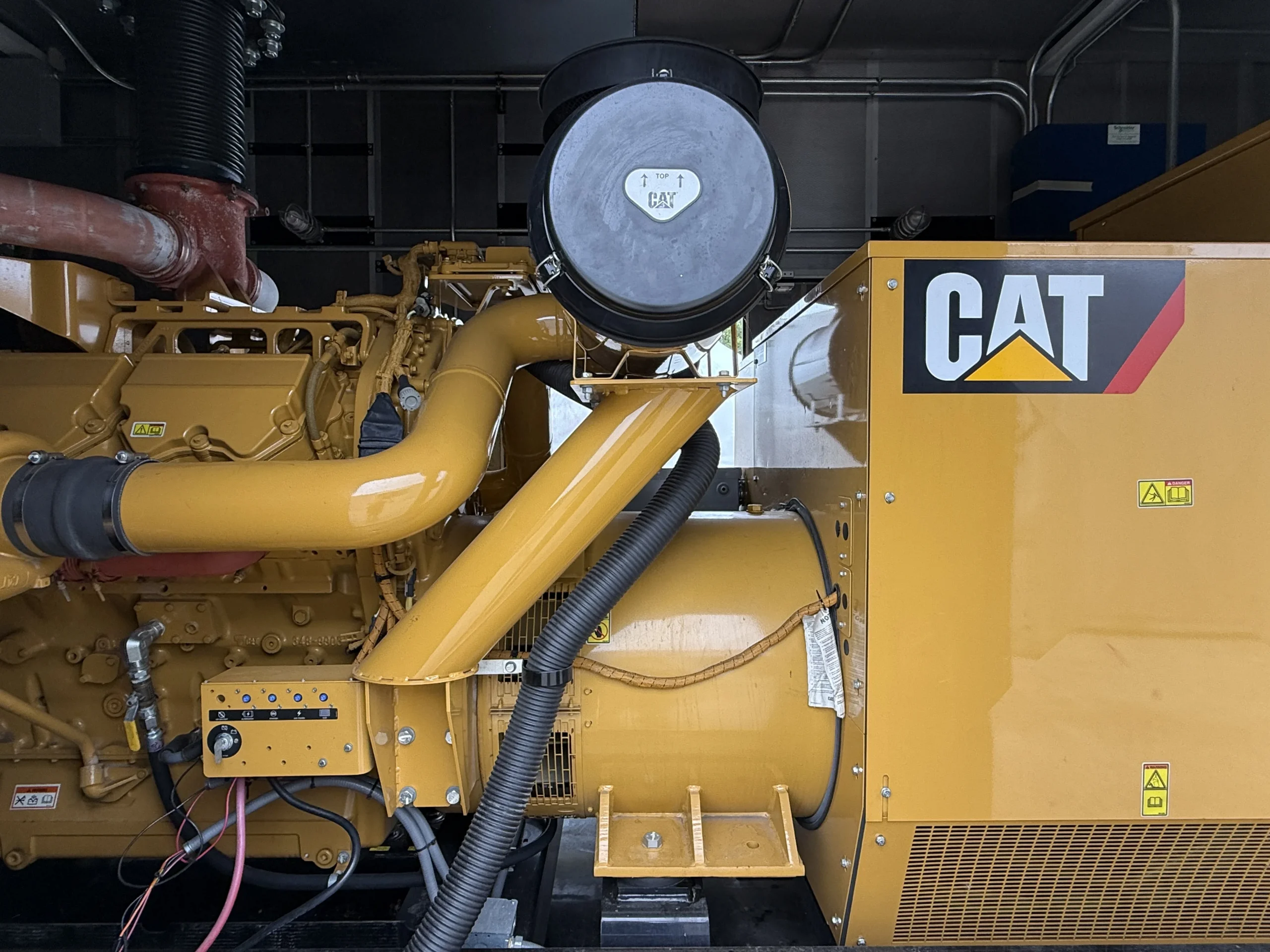 2011 CAT C27 750kW Engine Generator and Air Cleaner scaled 1 CAT C27 750kW 480V Diesel Generator Set - Image 18
