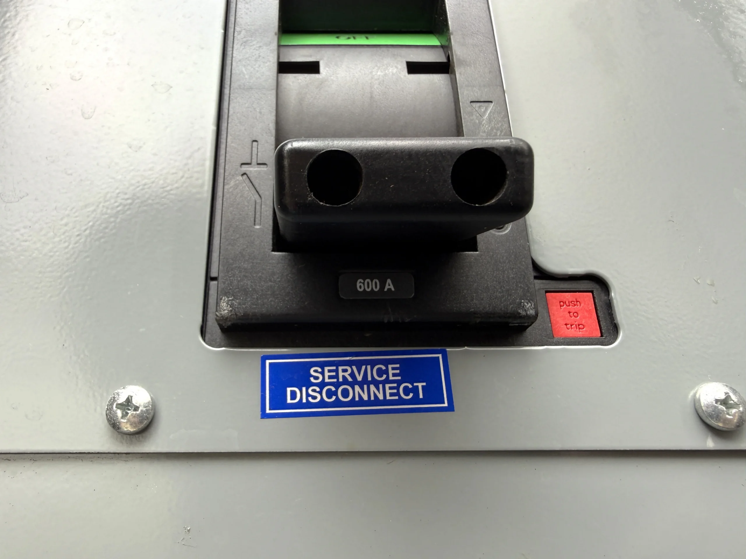 2011 CAT C27 750kW Square D 600A Service Disconnect scaled 1 CAT C27 750kW 480V Diesel Generator Set - Image 37